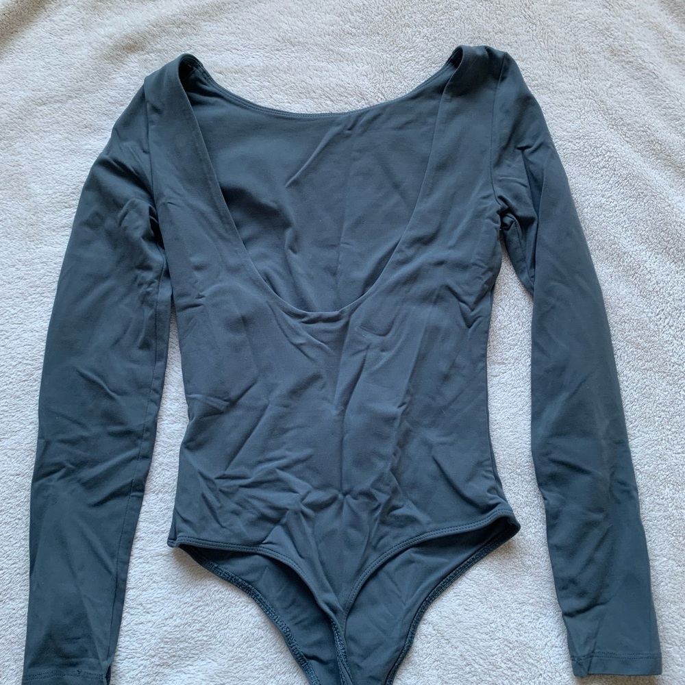 Babaton Gray/Blue Long Sleeve Bodysuit Backless